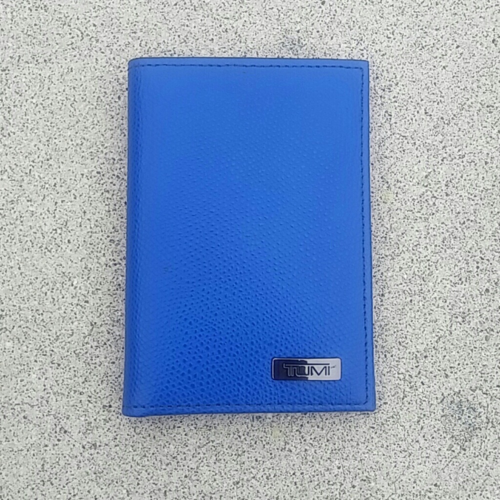 Tumi Wallet